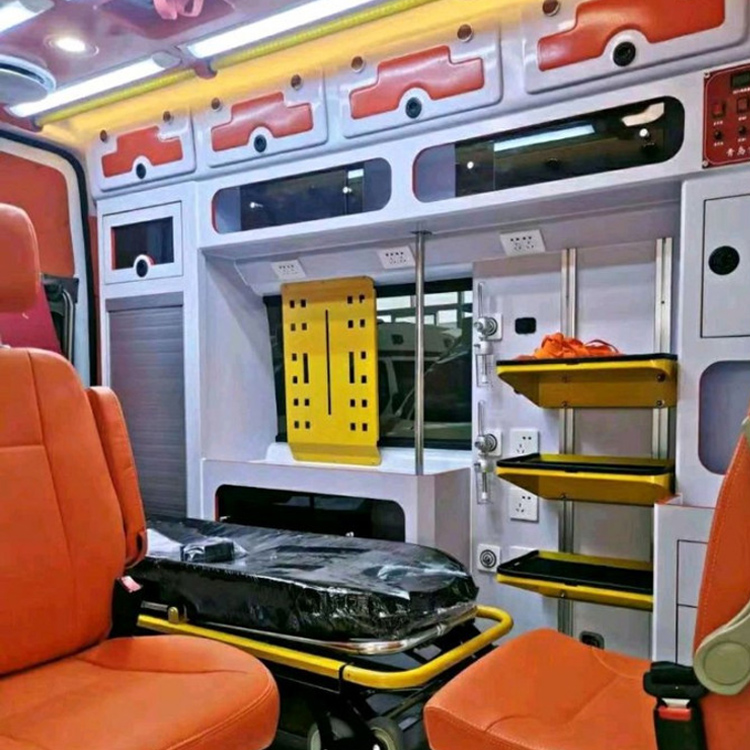 独山长途救护车护送病人租赁价格