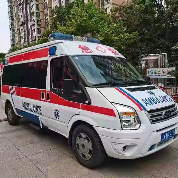 独山长途救护车护送病人返乡